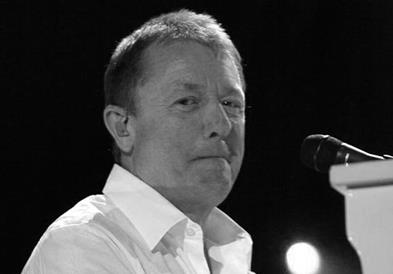Почина познат британски музичар: Болката е цената што ја плаќаме за љубовта