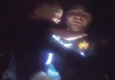 Две бебиња се извлечени од урнатините во опустошен град во Кентаки (ВИДЕО)