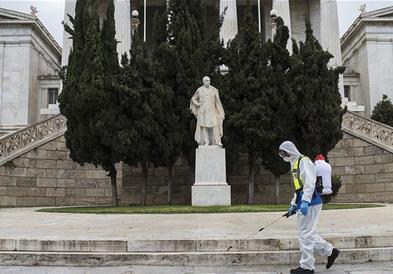 Грција воведува строги мерки по црниот ковид рекорд 