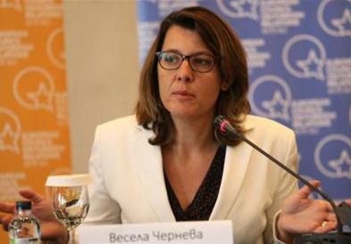 БНТ: Советничката за надворешна политика на бугарскиот премиер Петков го посетила Скопје