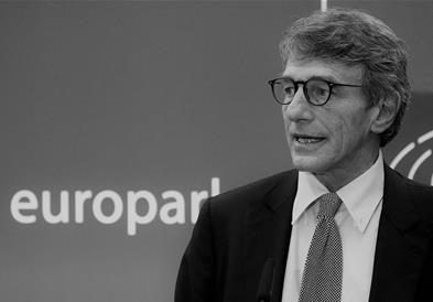 Претседателот на Европскиот парламент Давид Сасоли почина на 65 години