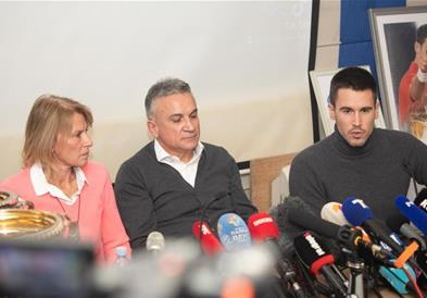 Семејството Ѓоковиќ се огласи по одлуката на Федералниот суд на Австралија, разочарани но горди