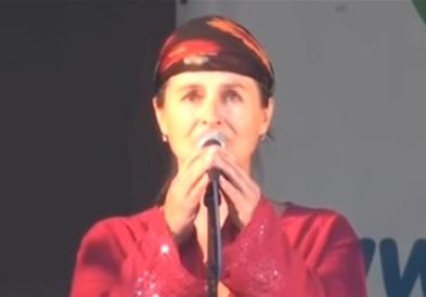 Чешка пејачка и антиваксерка намерно се заразила со корона и починала 