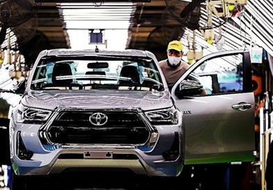 Тојота ќе обновува користени автомобили и ќе ги враќа во продажба 