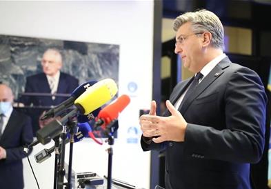 Пленковиќ и се извини на Украина поради изјавата на Милановиќ