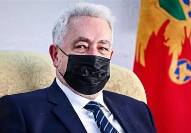 Премиерот на Црна Гора го вратил шефот на дипломатијата од посетата на Македонија