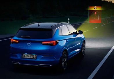 Поглед кон иднината: системот „Night vision” во новиот Opel Grandland