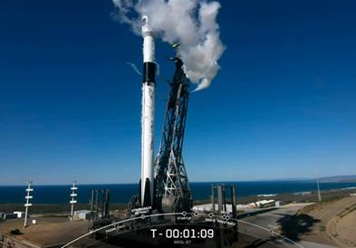 Ракета на SpaceX понесе во орбитата американски шпионски сателит (ВИДЕО)