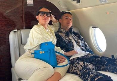 Георгина со роденденски подарок за Роналдо- автомобил од 180.000 евра (ВИДЕО)