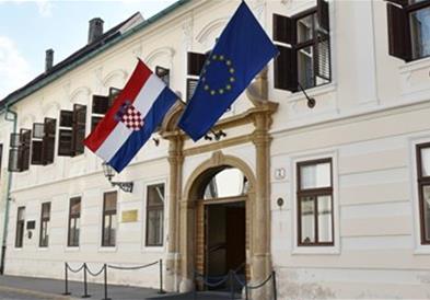 Хрватската влада нуди по 26.500 евра за секој иселеник, само еден се пријавил да се врати 