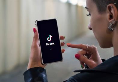 „TikTok“ сега дозволува видео клипови долги до 10 минути