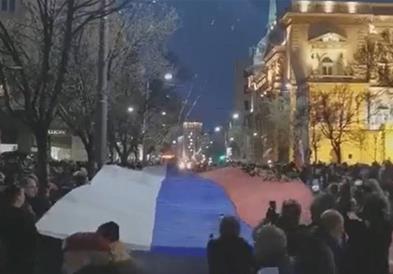 Проруски протест во Белград: Путин е најсилен (ВИДЕО)