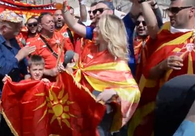 Македонските навивачи „ го освоија “ Порто (ВИДЕО)