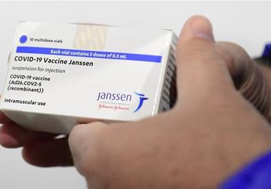 Johnson & Johnson очекувале голем профит од вакцините, а сега ги повлекоа прогнозите 