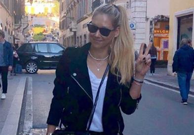 Фото: Ана и Енрике со семејството