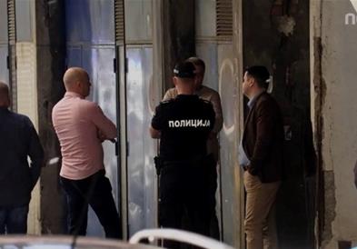 Масакр во Србија: Жена го убила сопругот на спиење, па го исекла со моторна пила 