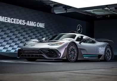 Пристигна болидот на Мерцедес, новиот AMG One по цена од 2,75 милиони евра (ФОТО)