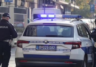 Хорор во Лесковац: Пронајдено тело на маж забетонирано во столб на куќа