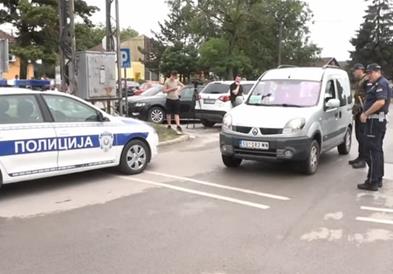Вооружен судир меѓу мигранти во Србија- еден загинат, повредено и девојче 
