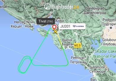 Српски авион принудно слета во Црна Гора- му се расипал моторот, патниците во паника