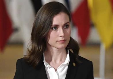 Премиерката на Финска во фустан кој чини 8 евра: Дали би го носеле?