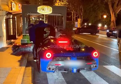 Сопственикот гледал како паркирач му го уништува LaFerrari од неколку милиони (ВИДЕО)