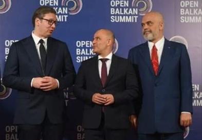 Вучиќ, Ковачевски и Рама на 1 септември во Белград