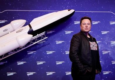 НАСА нарача уште пет вселенски летови од СпејсИкс на Маск, чинат 1,4 милијарди долари 