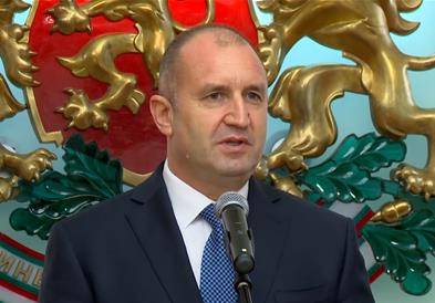 Радев одби да ја потпише декларацијата за членство на Украина во НАТО