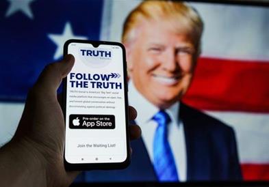 „Google“ дозволи социјалната мрежа на Доналд Трамп да стане дел од „Play Store“
