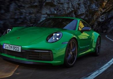 Porsche 911 Carrera T: Спортски автомобил без премногу украси (ФОТО)