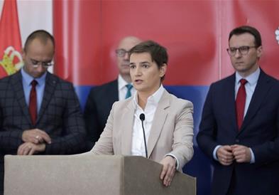 Брнабиќ бара поддршка за новата влада со 25 министерства, опозицијата се противи 