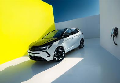 НОВ OPEL GRANDLAND GSE