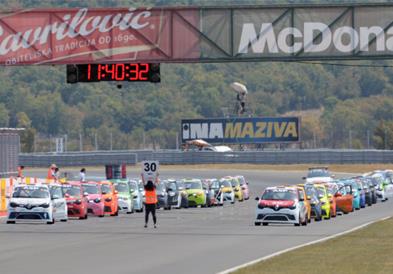 Twingo Cup викендов се вози на патеката Монца во Италија