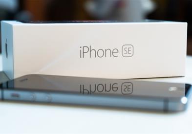 „iPhone SE 4“ би можел да има „OLED“ екран