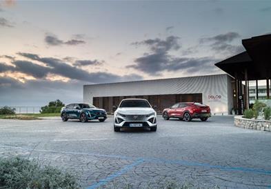 Новиот Peugeot 408  се запознава со интернационалните медиуми