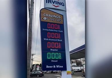 Американец за Денот на благодарноста подарува бензин, вреден 50.000 долари (ВИДЕО)
