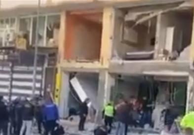 Силна експлозија во зграда во Турција, има повредени (ВИДЕО)