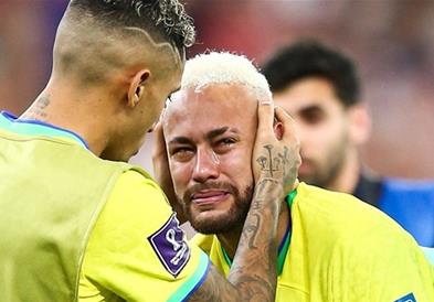 Солзите на Нејмар по поразот од Хрватска го обиколија светот 