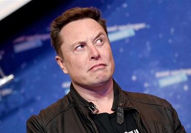 Маск го распушти Советот за доверба и безбедност на Твитер 