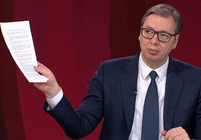 Вучиќ се обрати до нацијата по одлуката за испраќање српска војска и полиција на Косово 