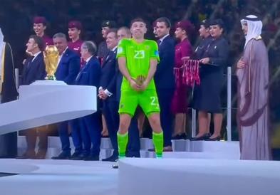 Мартинес ќе плати за примитивизмот, Емери го продава