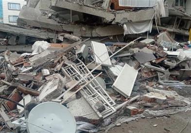 Владата на Црна Гора испраќа тим спасувачи во Турција
