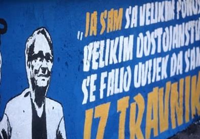 Мурал со ликот на Ќиро Блажевиќ осамна во неговиот роден град