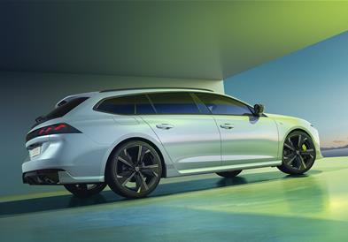 НОВИОТ 508 СЕДАН, SW И PEUGEOT SPORT ENGINEERED