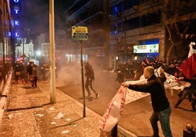 Експлозија пред суд во предградие на Атина