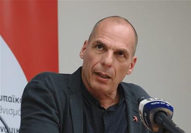 Претепан е поранешниот грчки министер за финансии, Варуфакис 