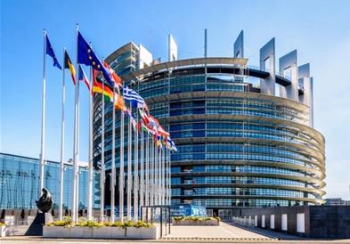 Европскиот парламент ја одобри либерализацијата на визниот режим со Косово