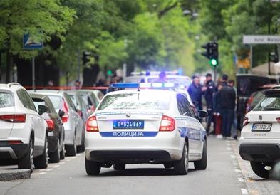 Полицијата во Белград уапси 56 годишен белграѓанец кој се закануваше дека ќе изврши „масакр’’