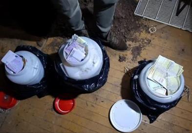 Во буриња во станот на водачот на балканскиот клан пронајдени 2,7 мил. евра 